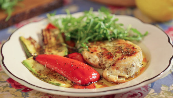 ΚΟΤΟΠΟΥΛΟ ΜΕ ΣΑΛΤΣΑ ΜΕΣΟΓΕΙΑΚΩΝ ΒΟΤΑΝΩΝ - ΣΕΦ ΣΤΟΝ ΑΕΡΑ