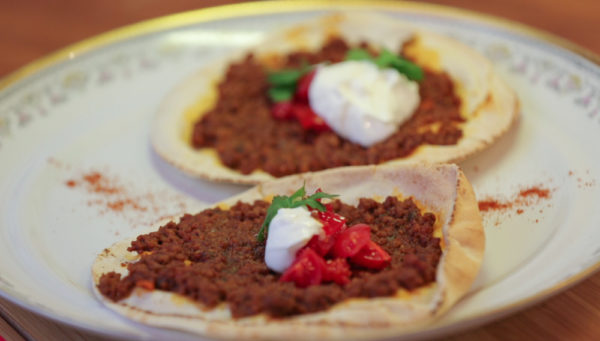 ΛΑΧΜΑΤΖΟΥΝ - ΣΕΦ ΣΤΟΝ ΑΕΡΑ